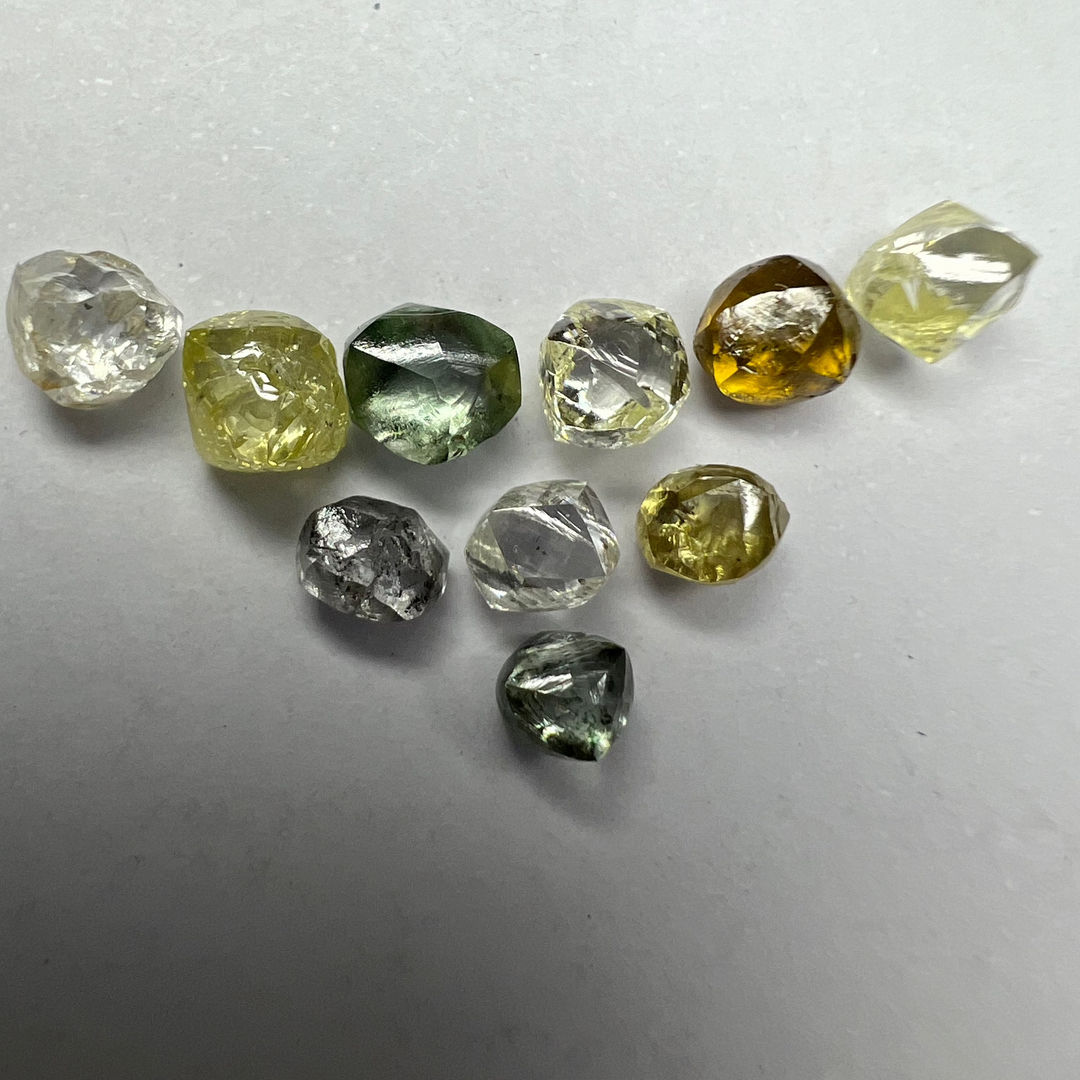 10th Anniversary Rough Diamond Gold Necklace Showpiece – 7.38 ct.