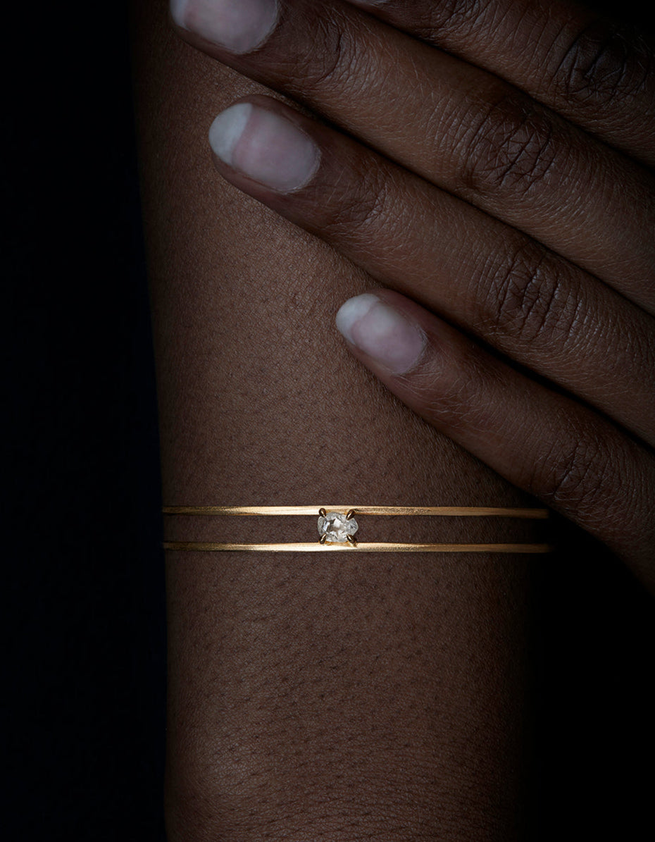 Raw Diamond Gold Bangle Made in Copenhagen – 1.09 ct.